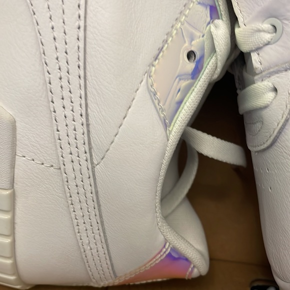 White Puma sport - Picture 2 of 3